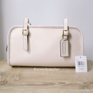 *NEW* COACH SWING ZIP SHOULDER BAG - CHALK